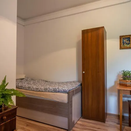 Guest house Rzepicha 3*