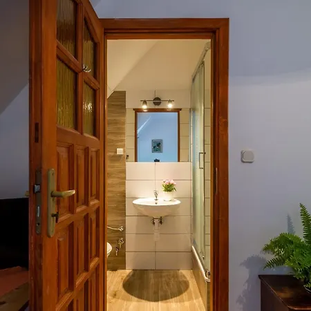 ゲストハウス Rzepicha 3*